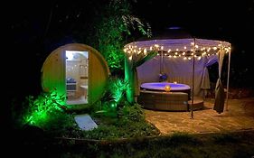 Ferien-Villa Direkt Am Rhein Sauna/Whirlpool